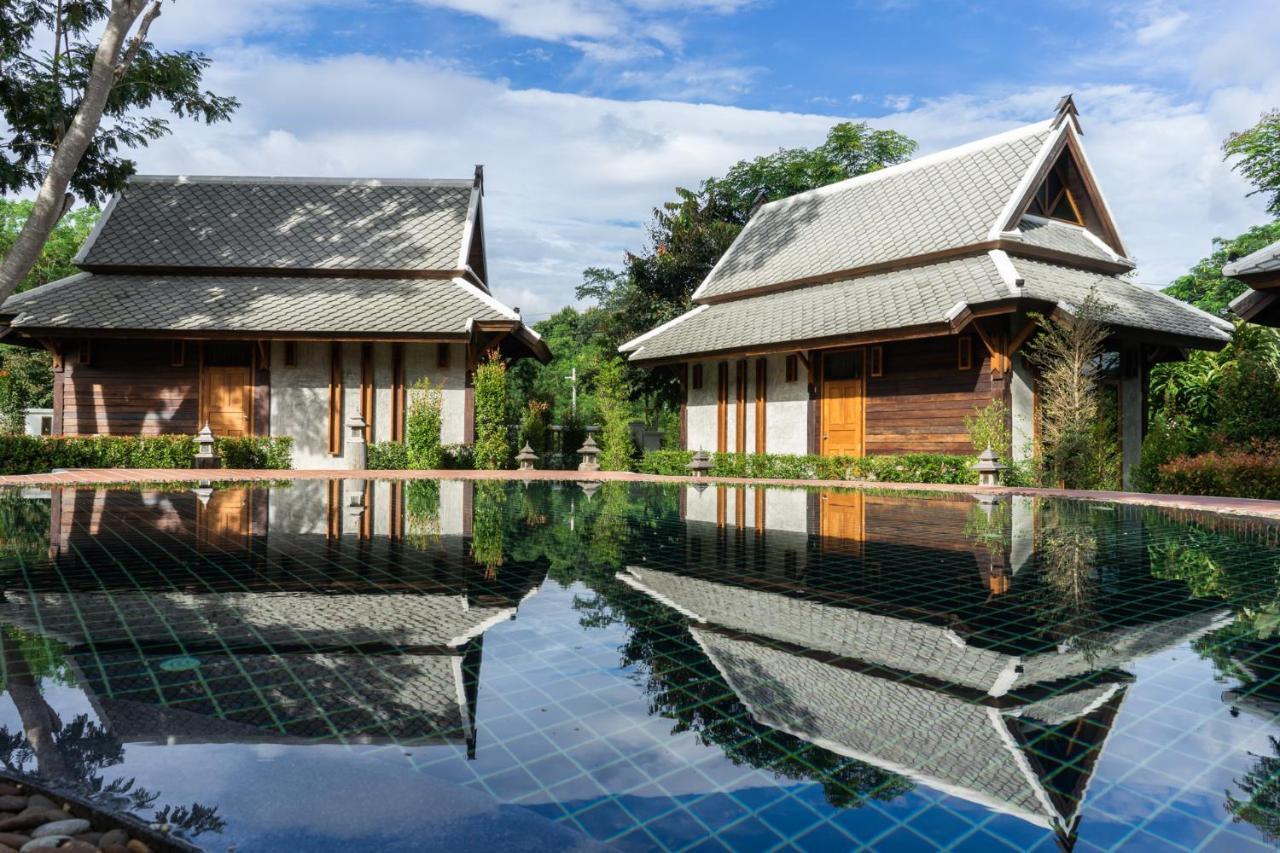 Ruean Racha Hotel Chiang Mai Exterior photo