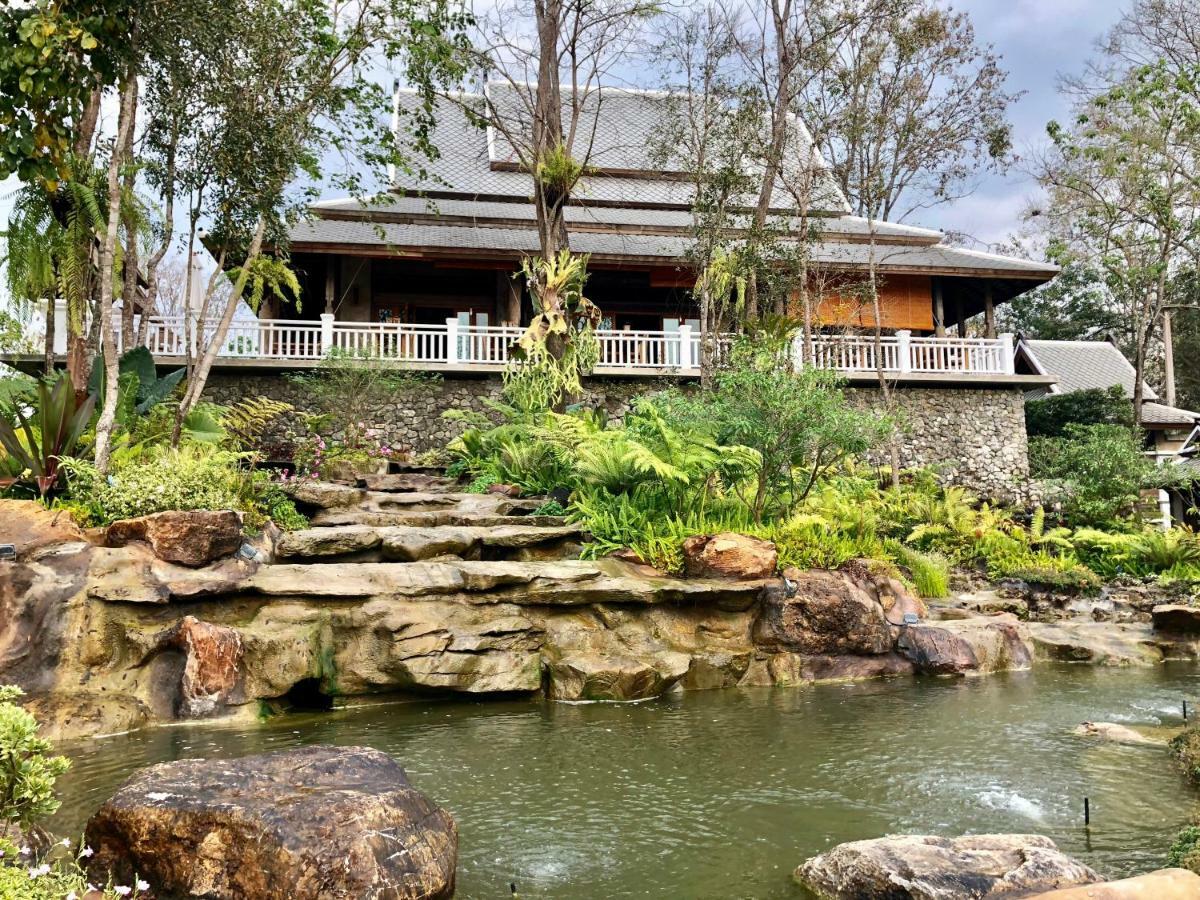 Ruean Racha Hotel Chiang Mai Exterior photo